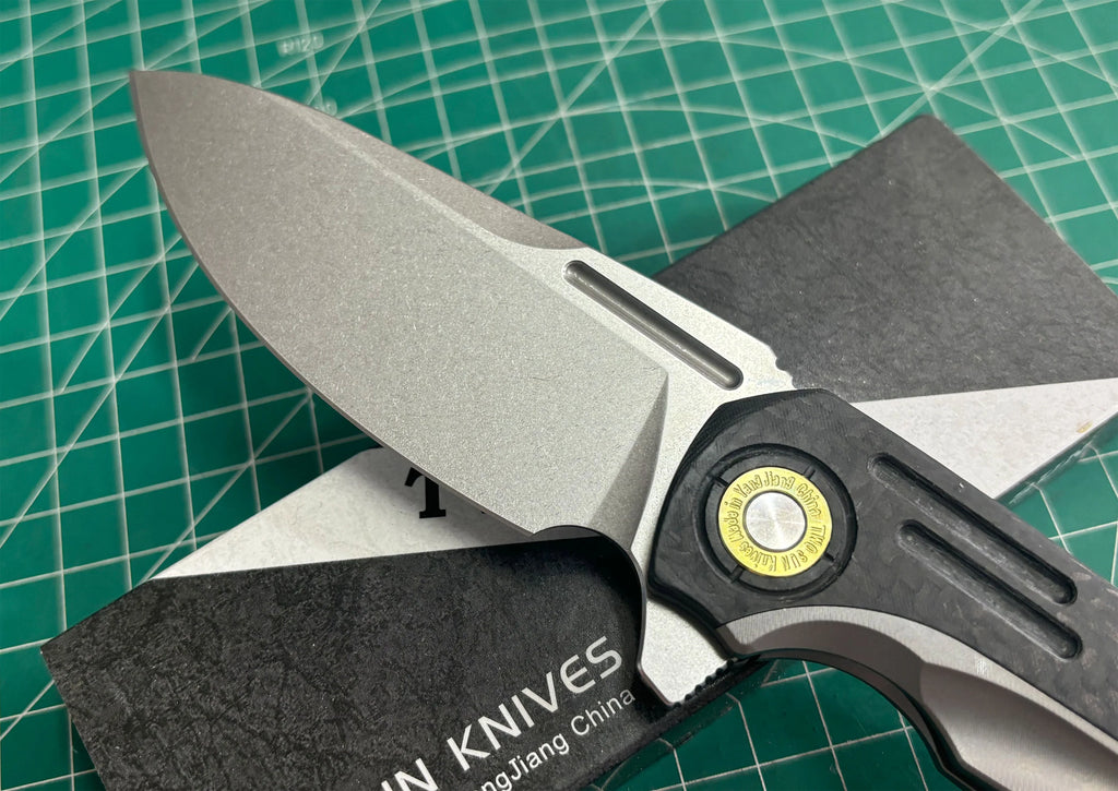 TWOSUN FOLDING KNIFE CARBON FIBER TITANIUM HANDLE 14C28N STONEWASHED TS530-14C28N