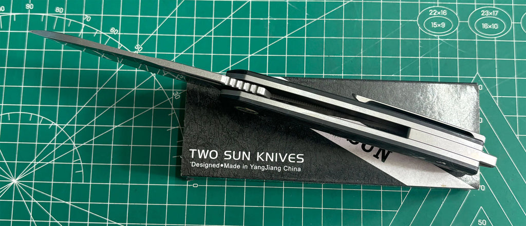 TWOSUN FOLDING KNIFE CARBON FIBER TITANIUM HANDLE 14C28N STONEWASHED TS530-14C28N