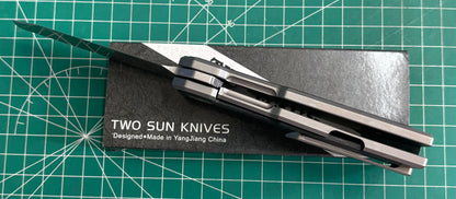 TwoSun Folding Knife Titanium With CARBON FIBER Handle Stonewashed TS529-14C28N-CF