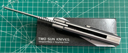 TwoSun Folding Knife Titanium With CARBON FIBER Handle Stonewashed TS529-14C28N-CF