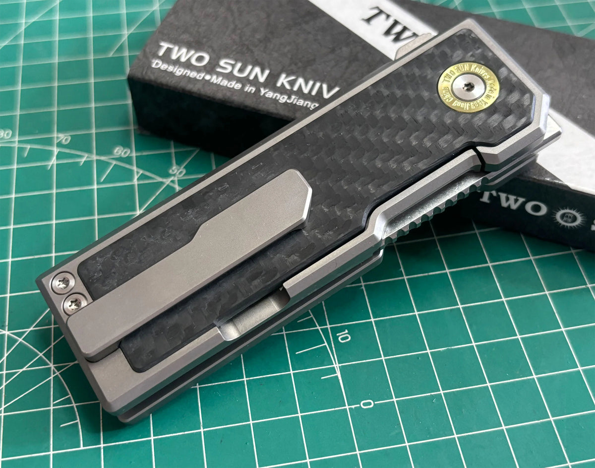 TwoSun Folding Knife Titanium With CARBON FIBER Handle Stonewashed TS529-14C28N-CF