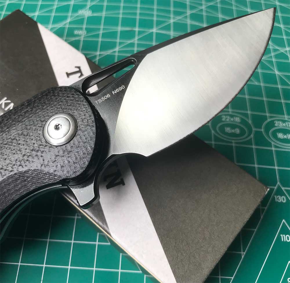 TWOSUN FLIPPER FOLDING KNIFE DAVID CHEN DESIGN BLACK/GREEN MICARTA HANDLE N690 BLADE TS506